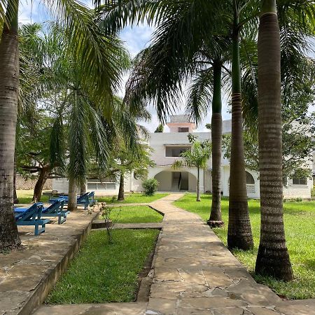 Royal Palms Apartment A4 몸바사 외부 사진