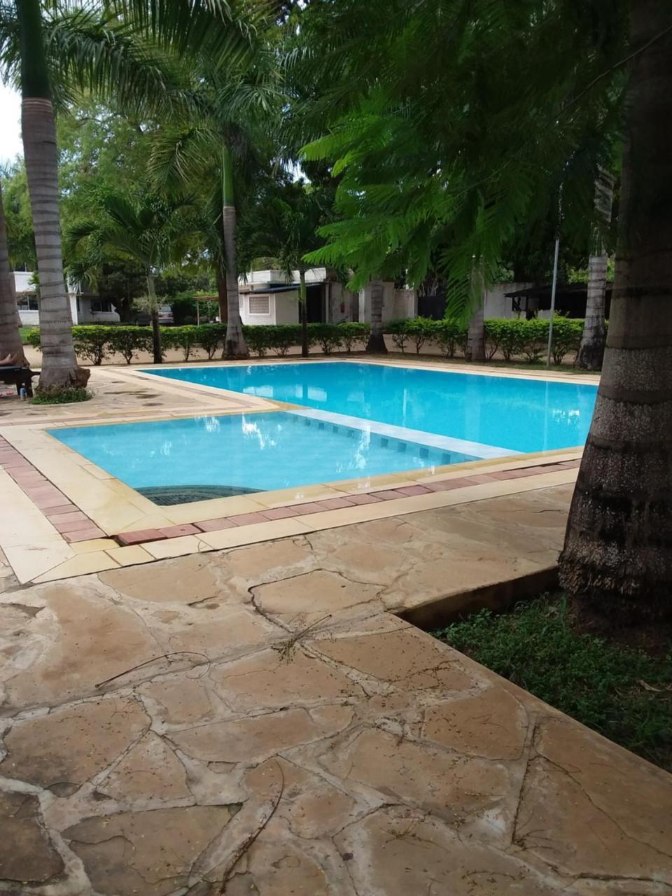 Royal Palms Apartment A4 몸바사 외부 사진
